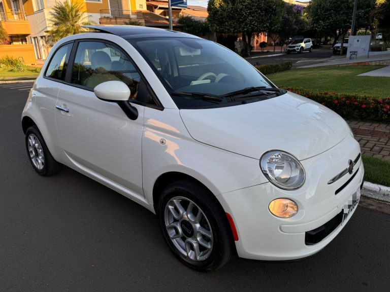 Fiat 500 Cult Evo 2013 + Teto Solar + Câmbio Manual