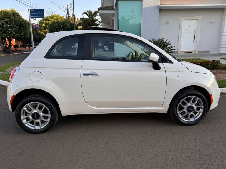 Fiat 500 Cult Evo 2013 + Teto Solar + Câmbio Manual