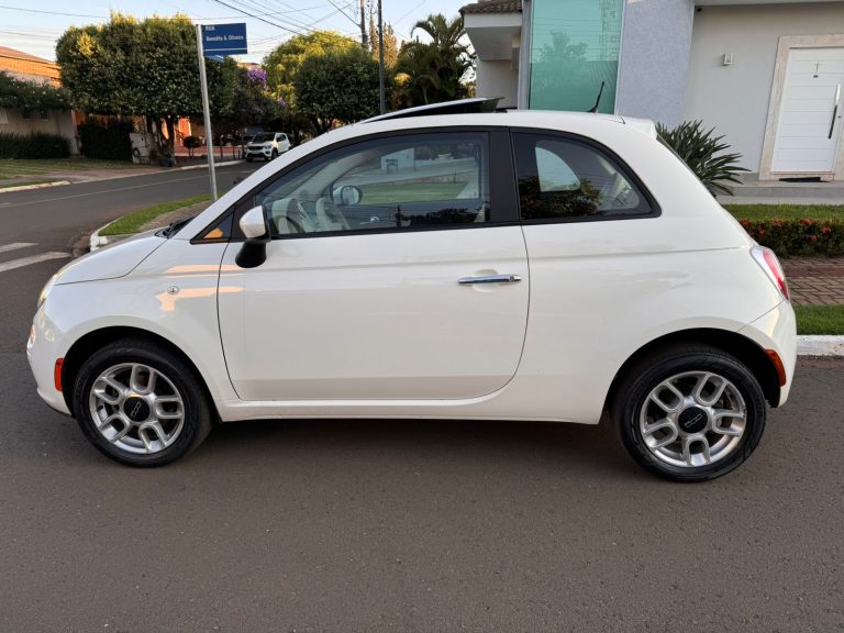 Fiat 500 Cult Evo 2013 + Teto Solar + Câmbio Manual